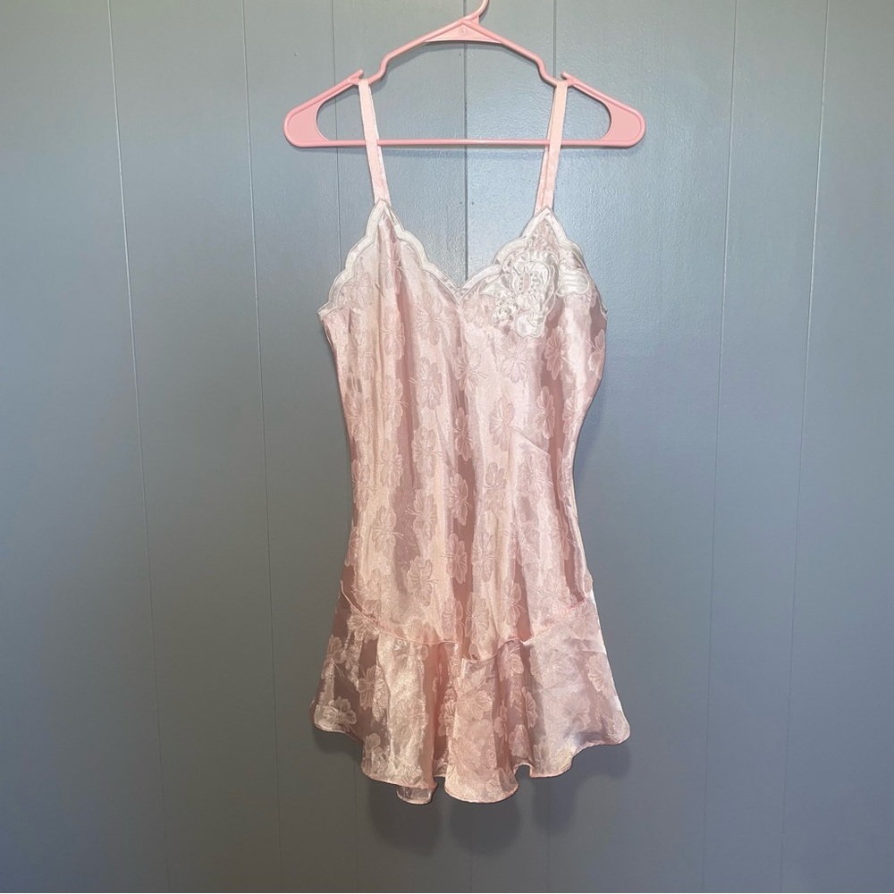 Victoria’s Secret Vintage Gold Label Pink Floral Slip Dress Small